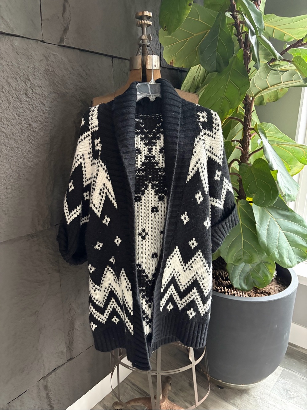 Express Black and White Geometric Shawl Cardigan